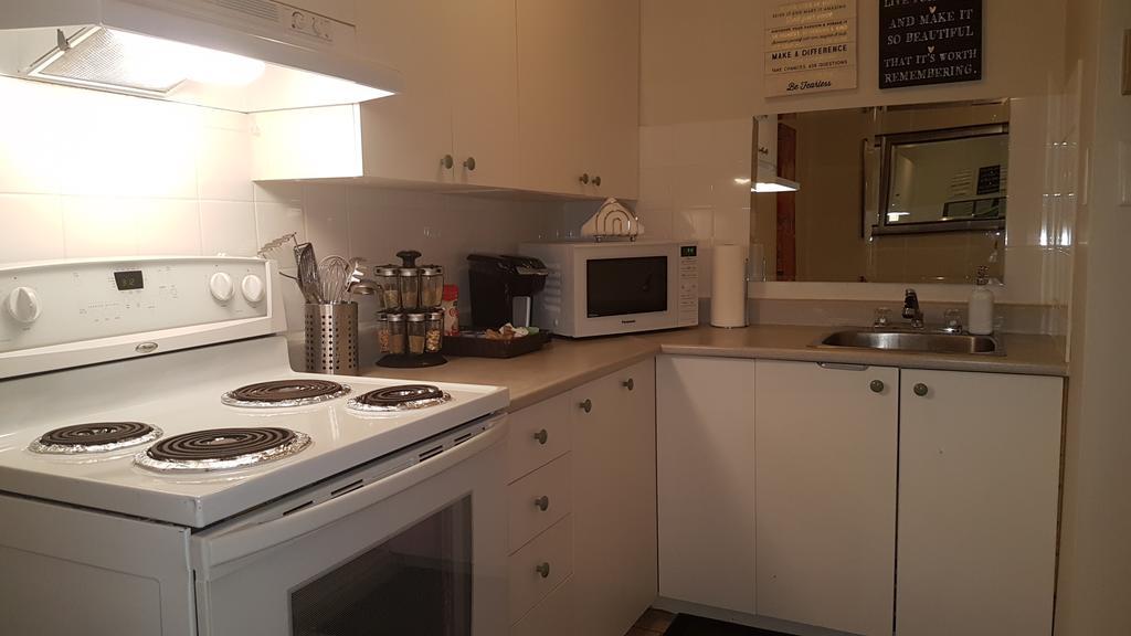 Three-Bedroom Apartment Sweet #6 By Amazing Property Rentals กาติโน ภายนอก รูปภาพ